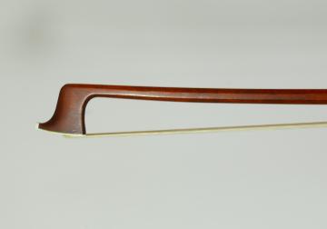 Mester Dörfler nyolcszögletű pálcás hegedű vonó kép